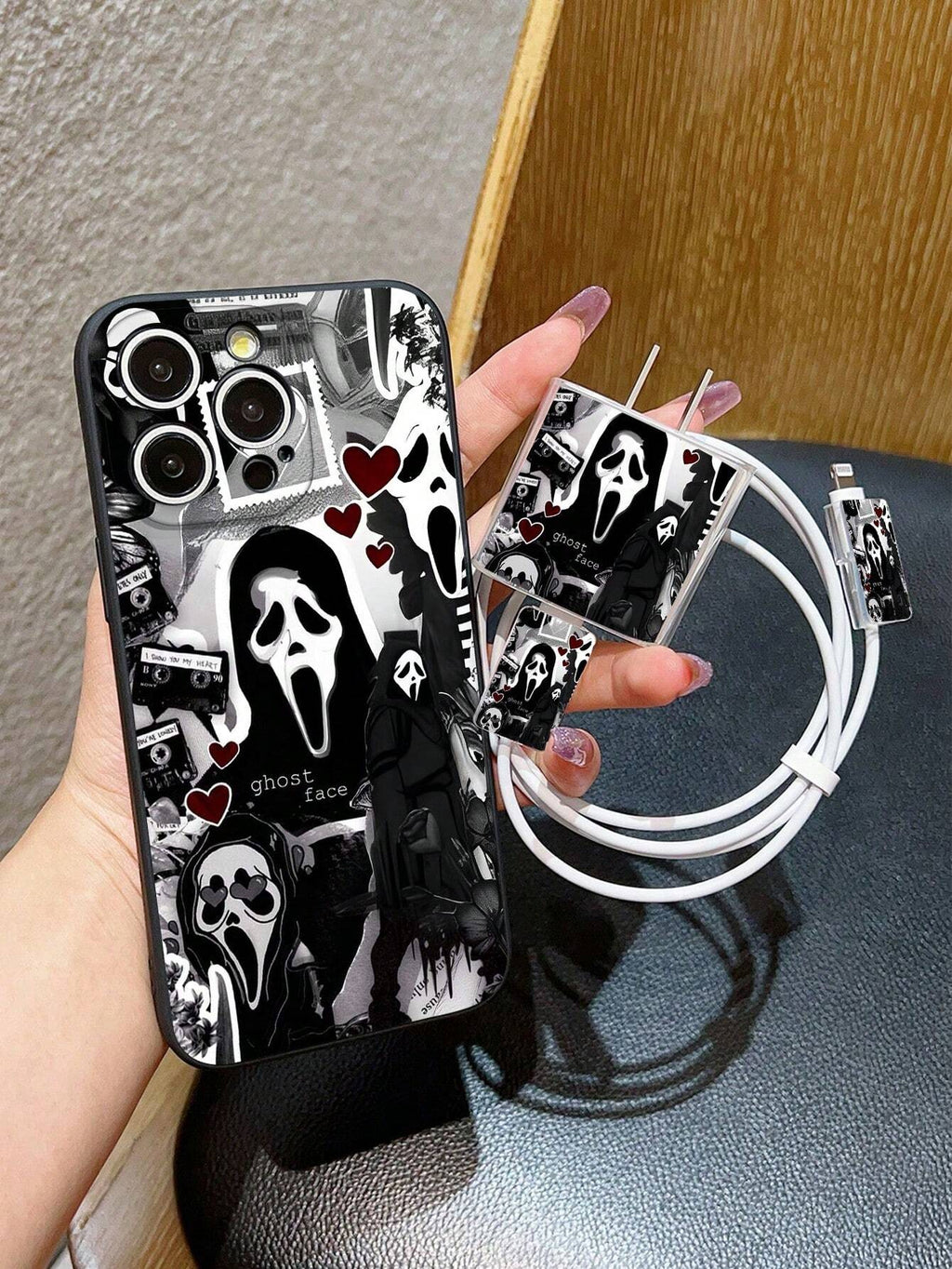 17934 2t-014 Funda de teléfono iPhone + protector de cable de carga