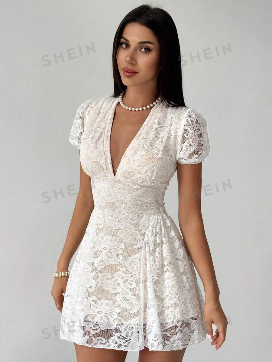 19361 1t-007 Vestido corto elegante romántico con cuello en V 1 Pza