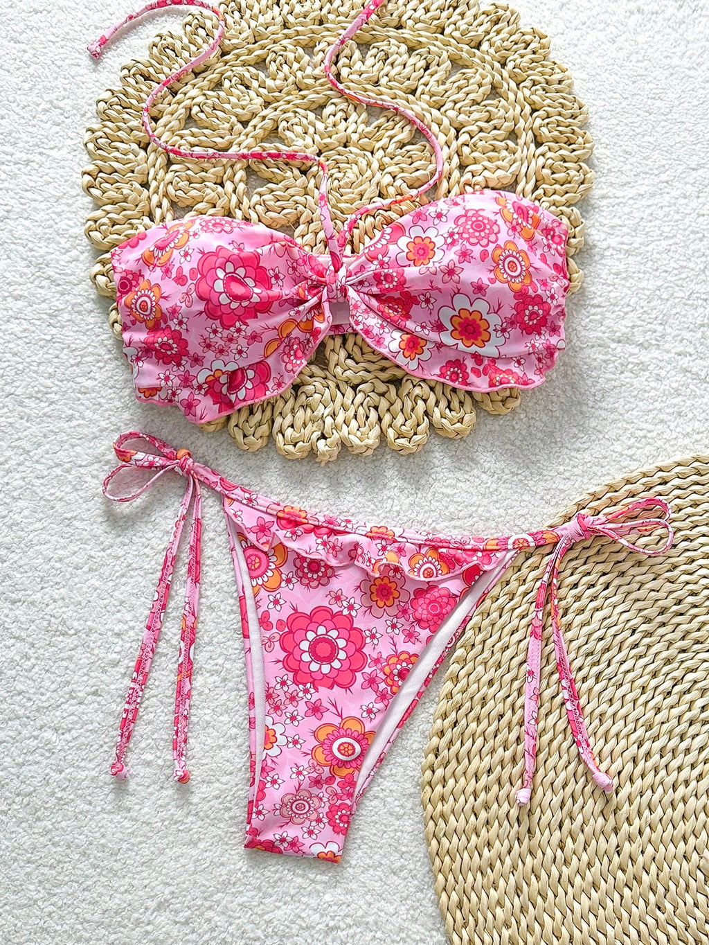 19951 1a-009 Conjunto de traje de baño con volantes 2Pzs