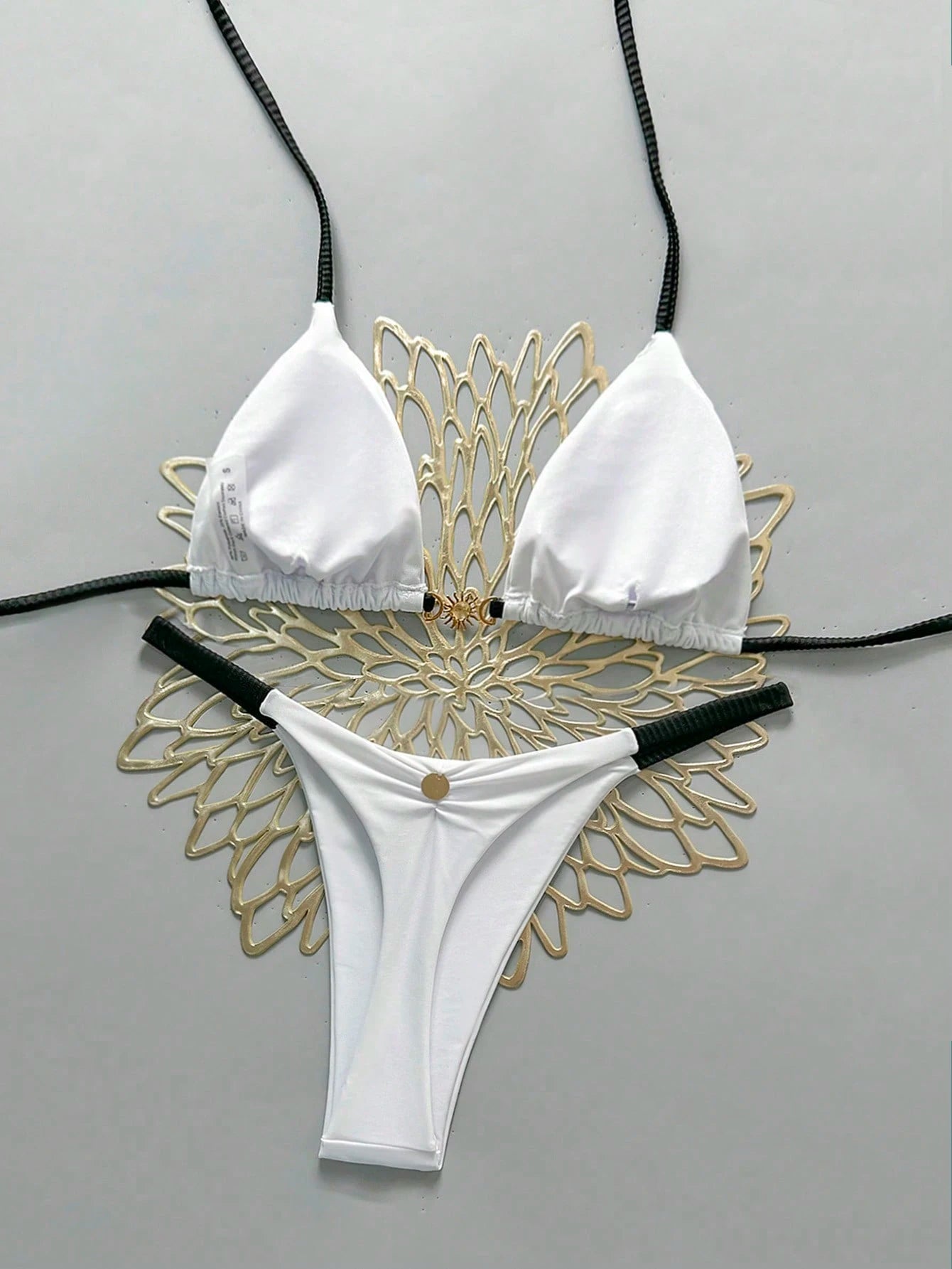 19913 1a-082 Ropa de baño con Top en triángulo con escote en V 2PZS