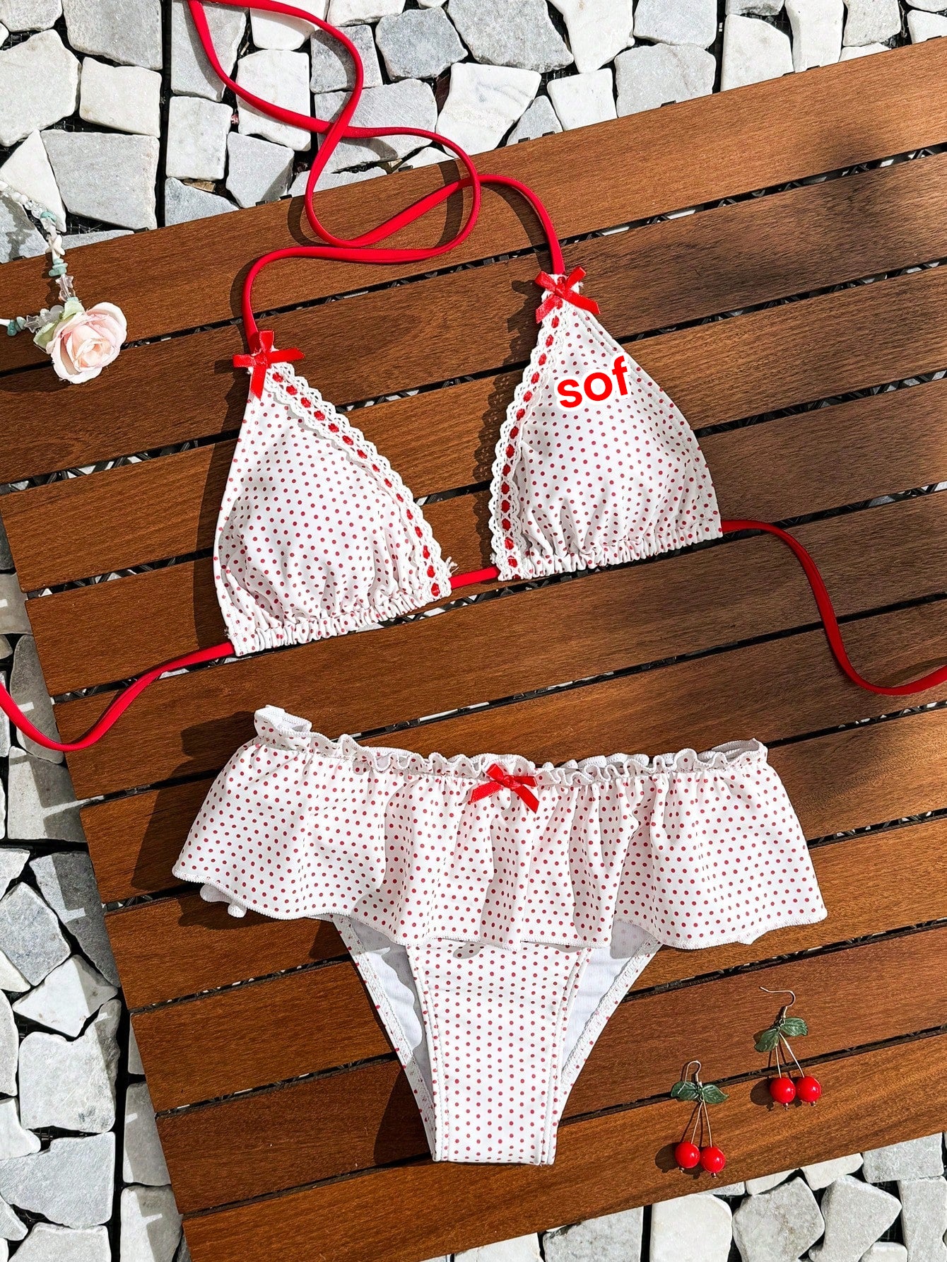 19910 1t-002 Bikini parte superior tipo triángulo de lazo mariposa con volantes y estampado de lunares 2Pzs