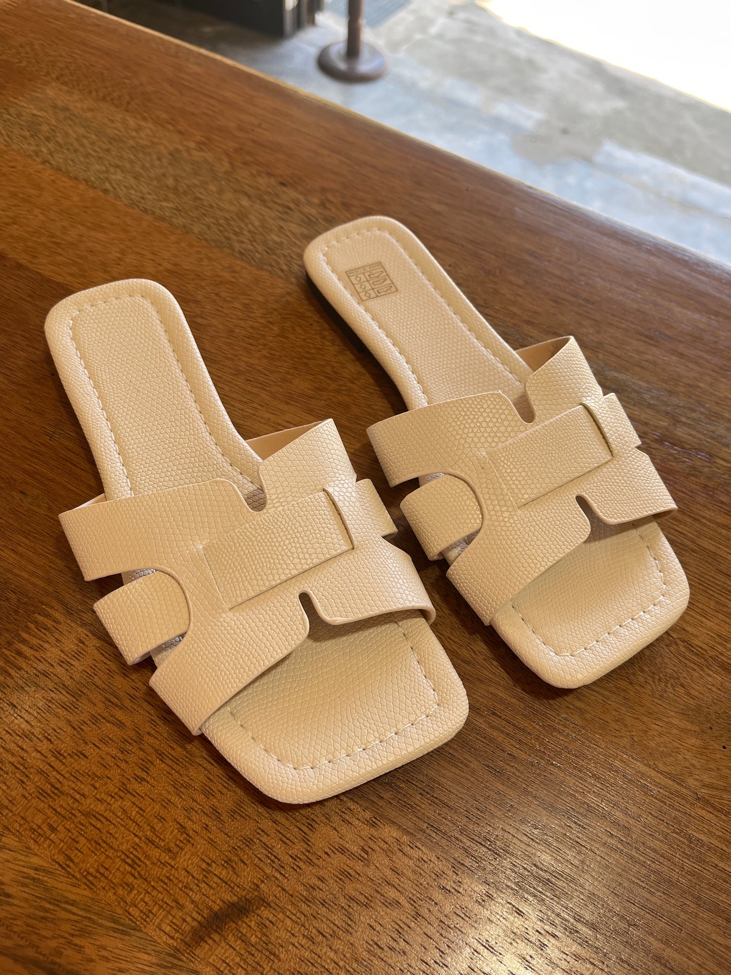 12851 1c-01-05 Sandalias Planas