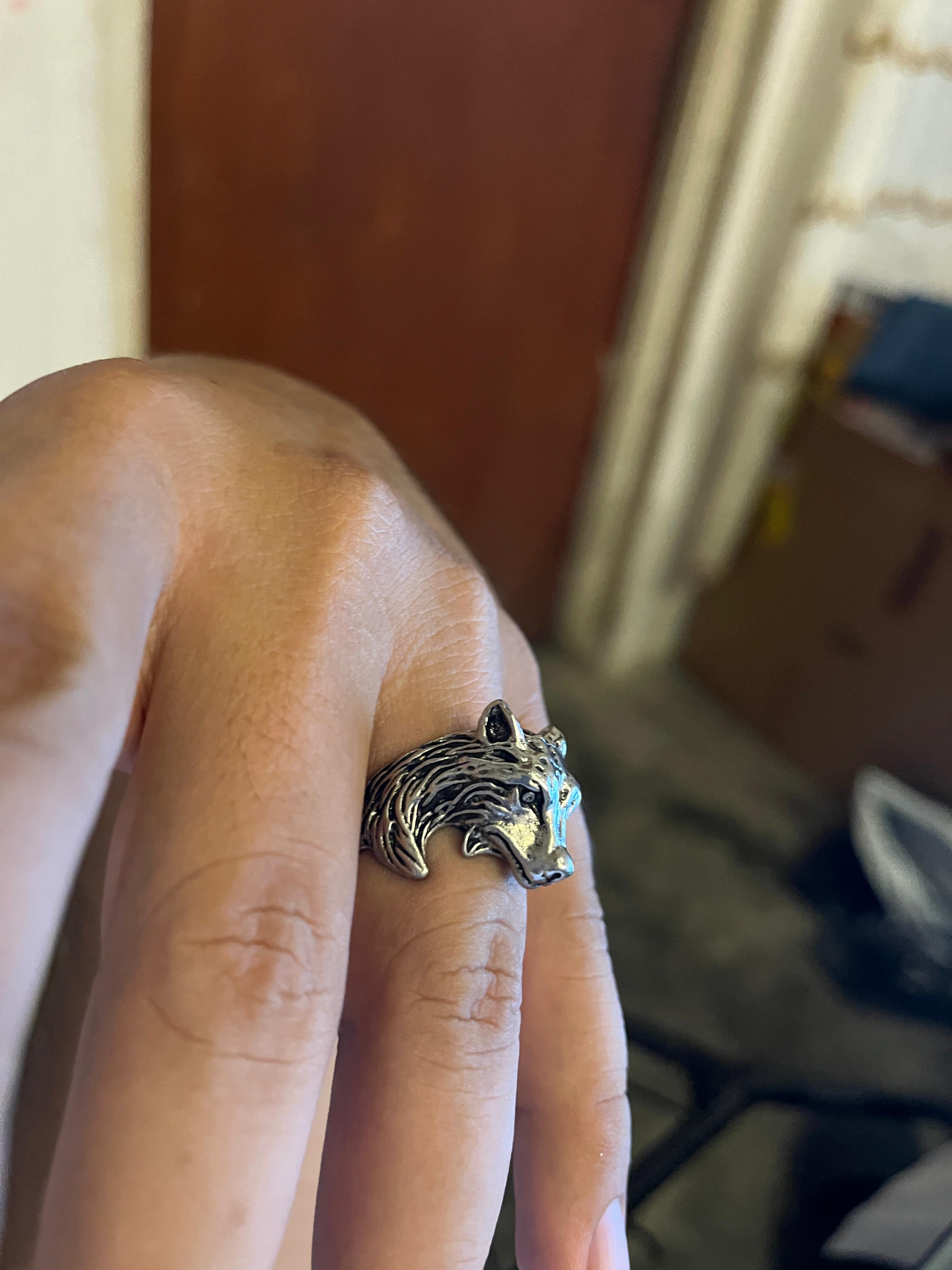 9902 1b-072 Anillo de León