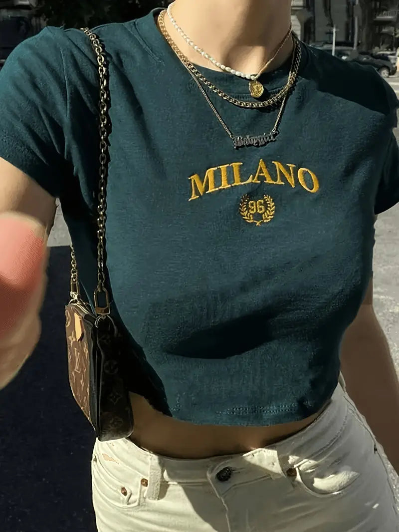 17773 1a-122 Camiseta Corta con Estampado de Letras Chic 1 Pza
