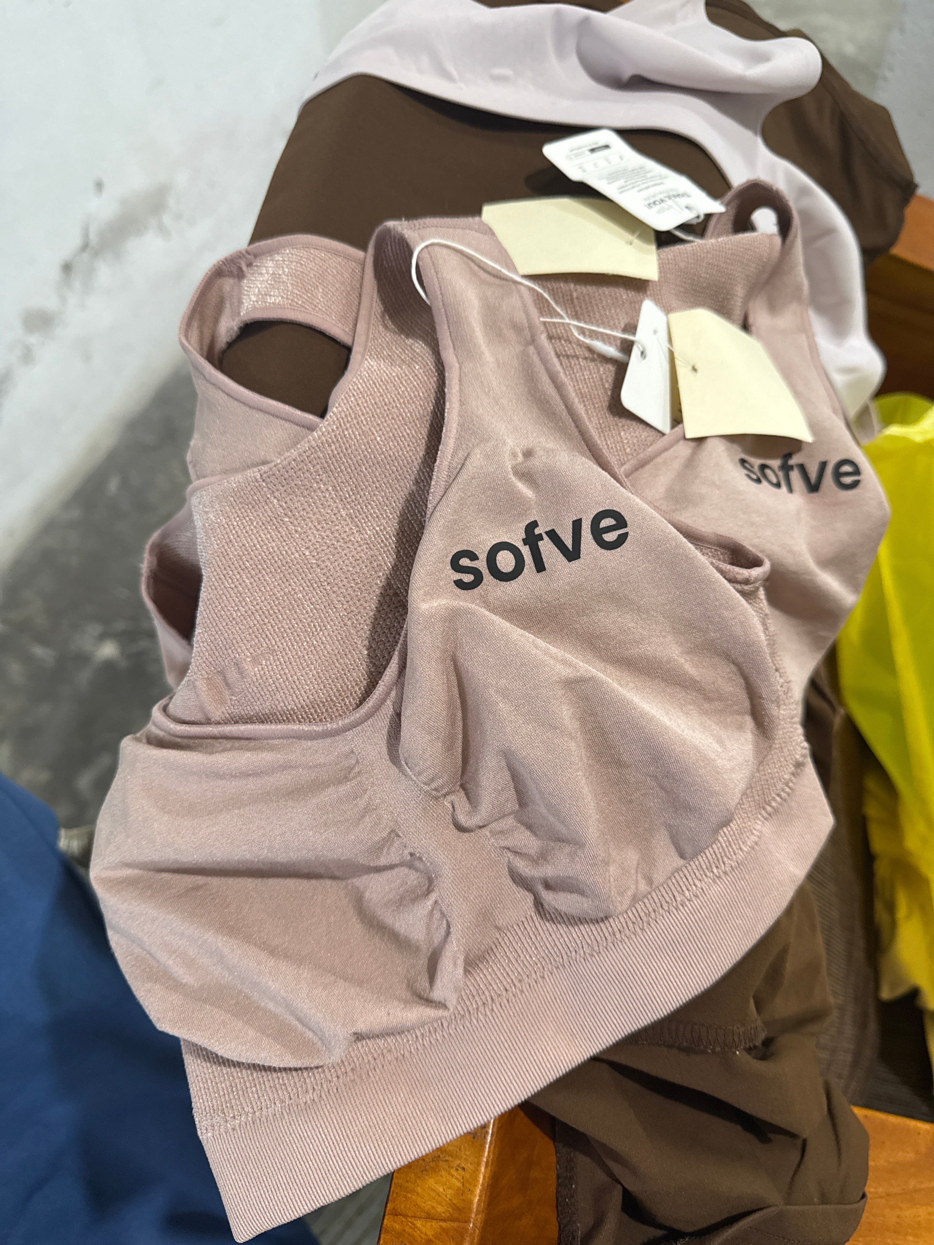 6016 1t-007 Luvlette Sujetador liso inconsútil fruncido