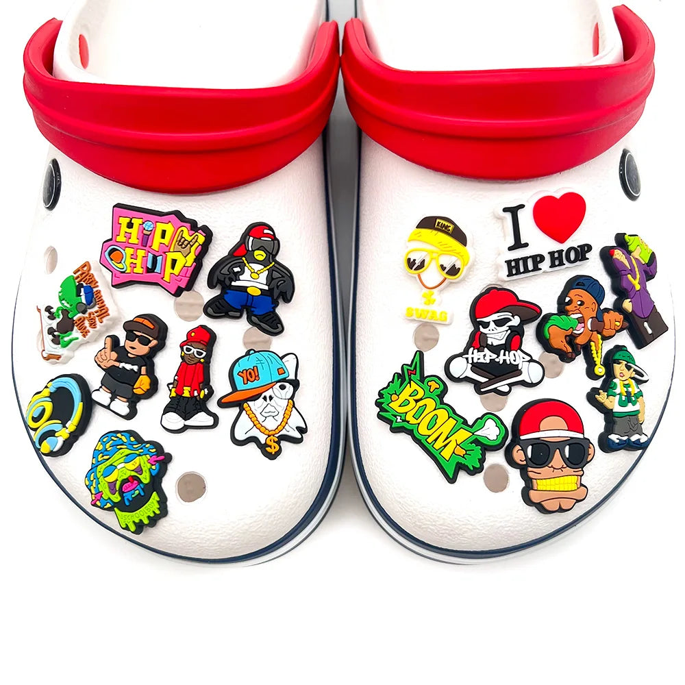 6635 a10-10 Pines 16 PIEZAS crocs hip hop