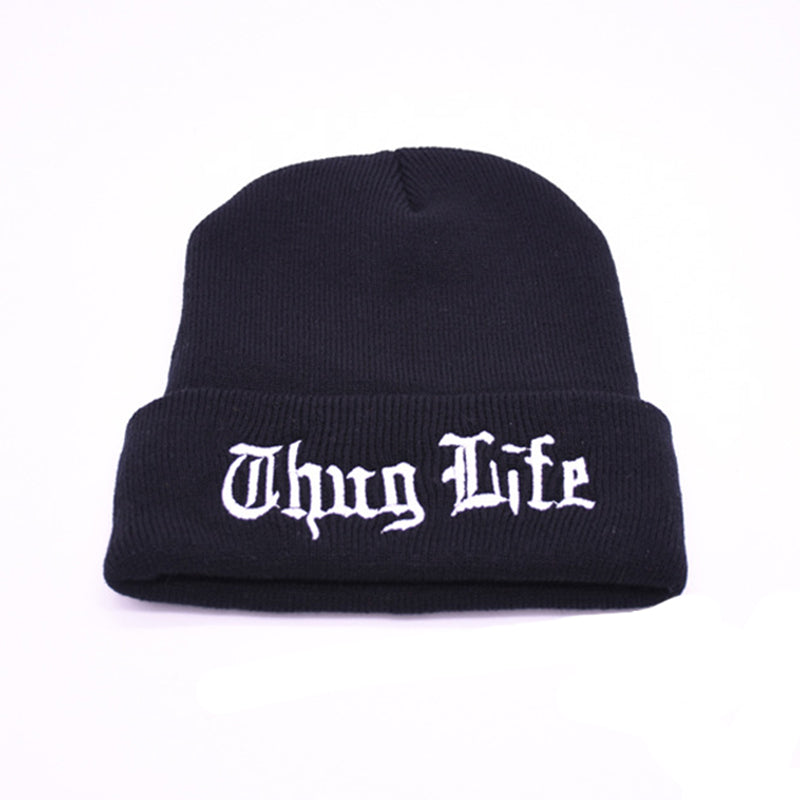 3844 1a-072 Gorro con letras negras de THUG LIFE