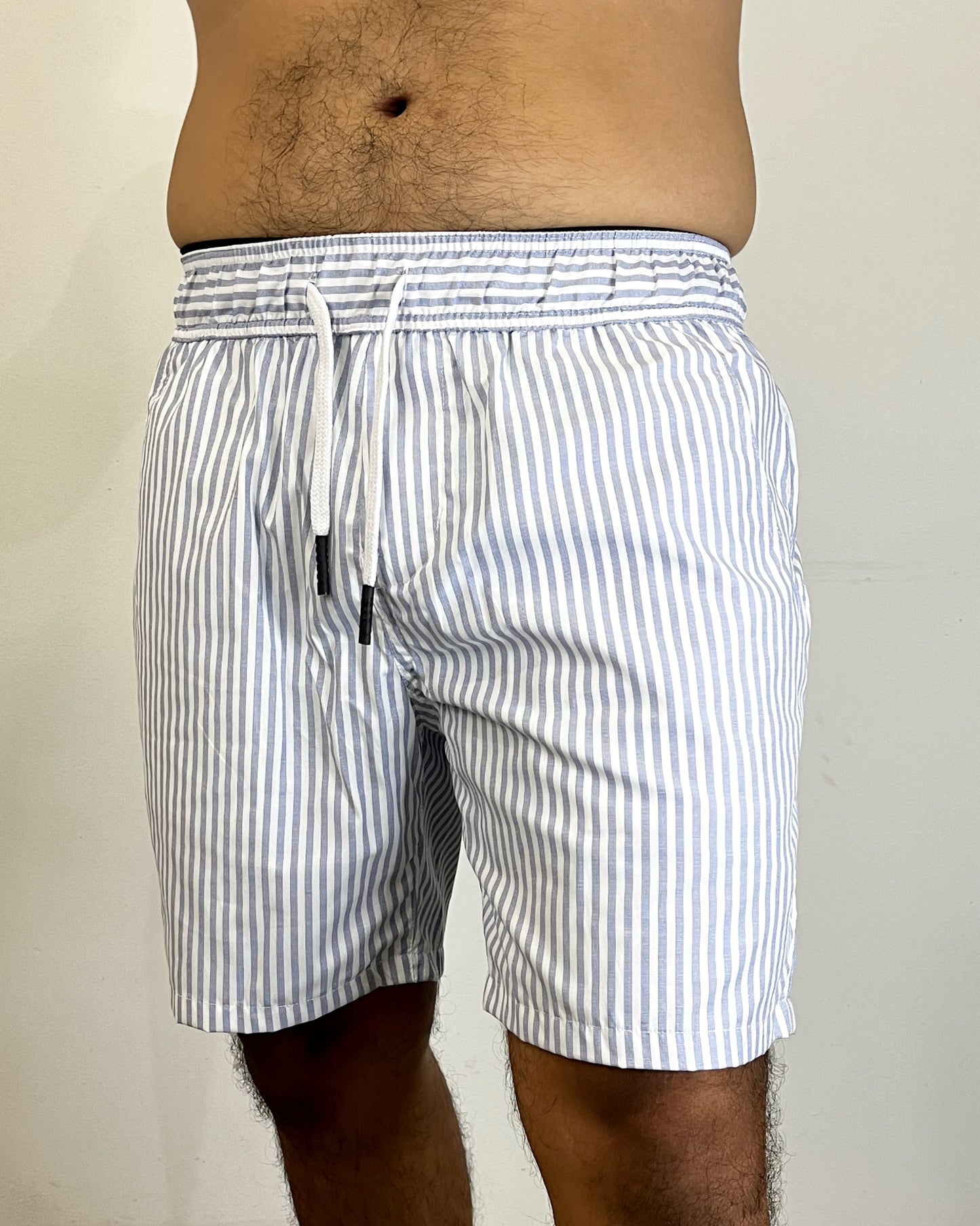 8660 1a-070 Short Tela Lineas Azules