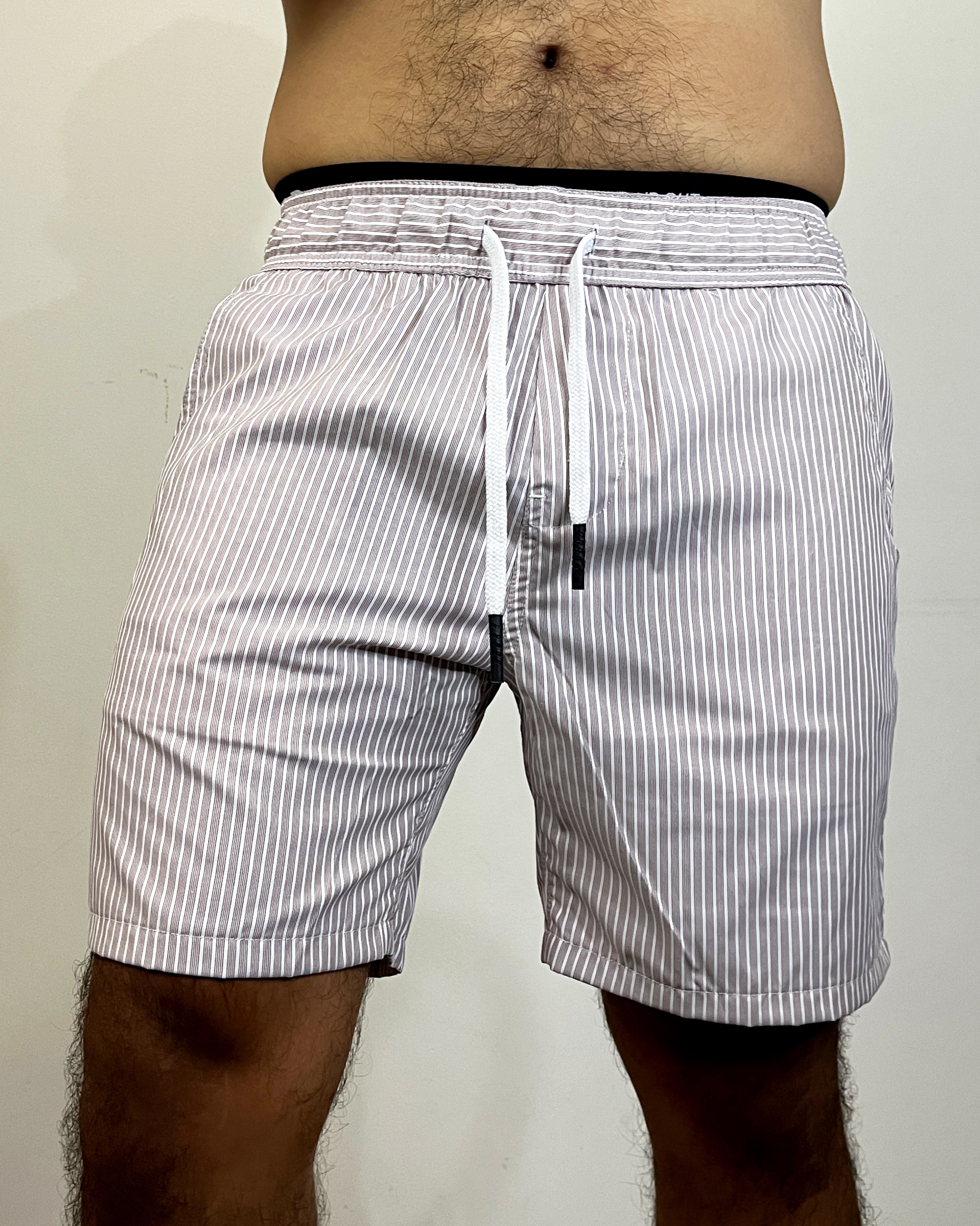 8659 1t-012 Short Tela Lineas Marrones