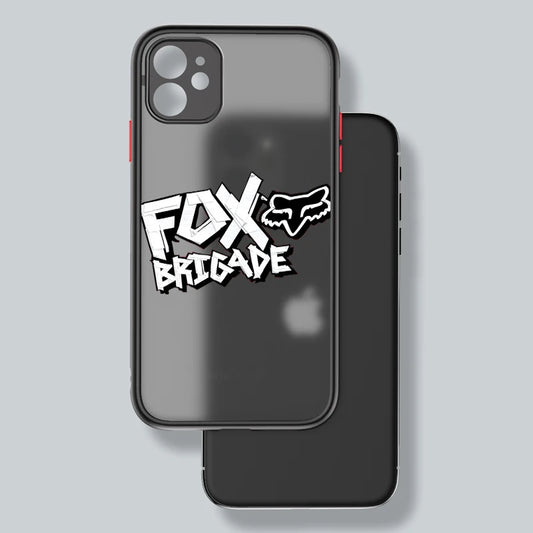 10459 1b-01-36 Funda translúcida Fox para iPhone