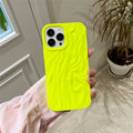 9130 2t-014 Funda de teléfono con patrón de pliegues esmerilado 3D amarillo fluorescente para iPhone