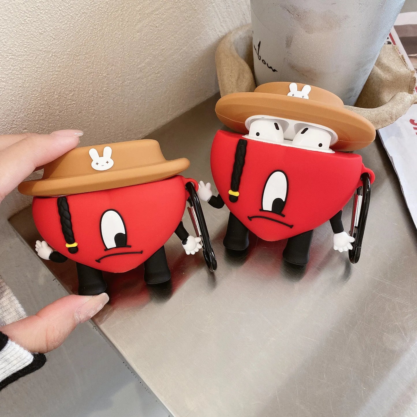 10440 b01-36 Funda para Airpods Bad Bunny