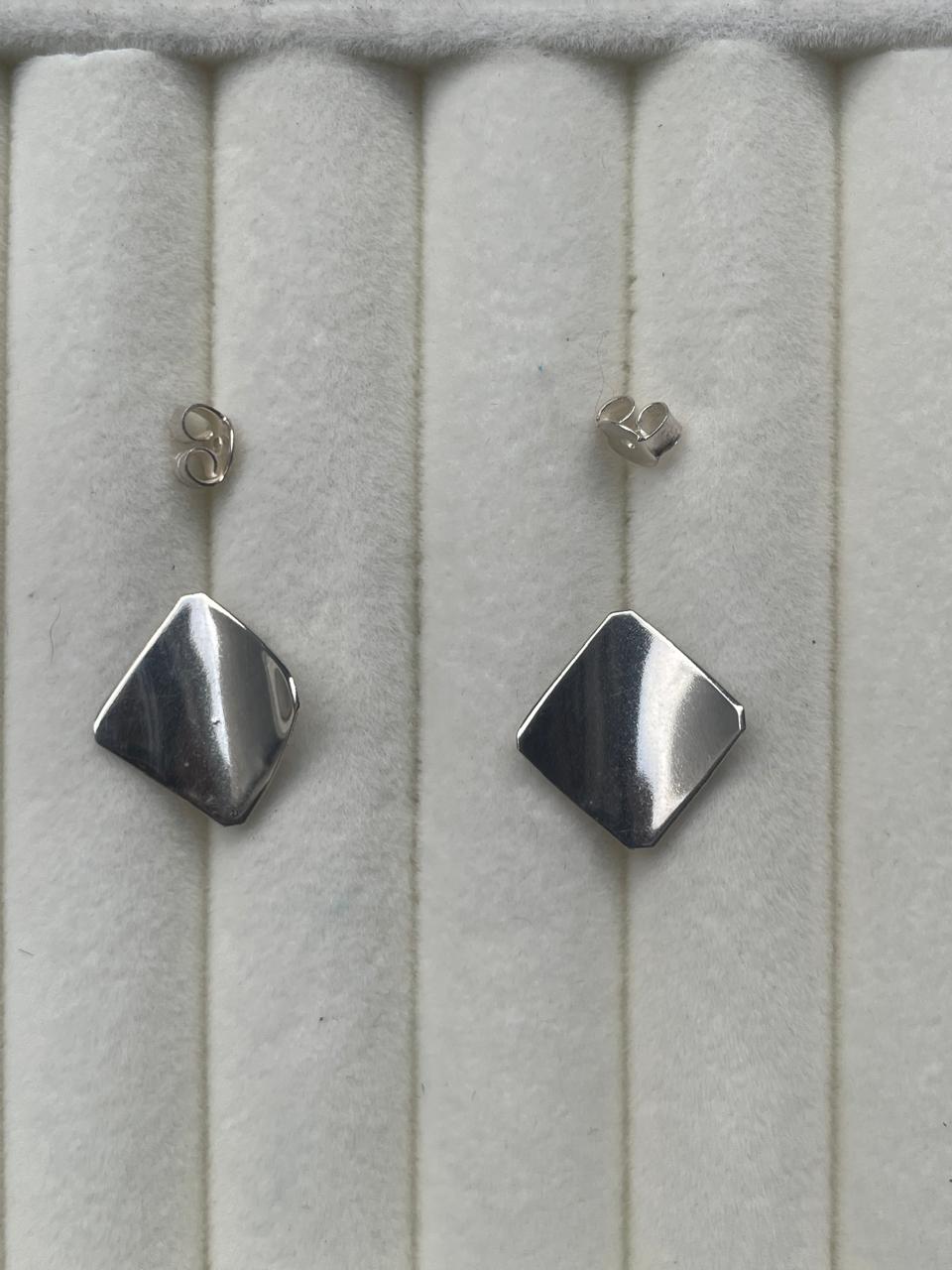 dr299 t01 Aretes